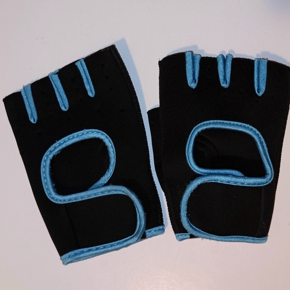 Brand NEW Unisex Cycling Gloves 2 Pair Bundle - Picture 9 of 10